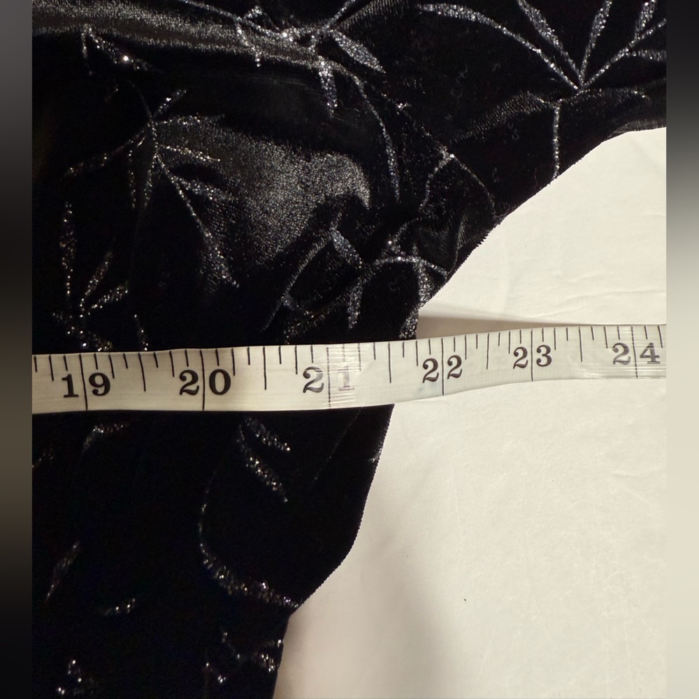 Notations Black And Silver Patterned Blouse - image 7